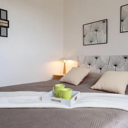 Les Huniers-4 By Interhome *