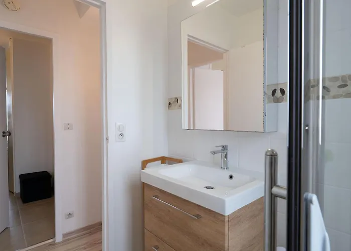 Les Huniers-4 By Interhome