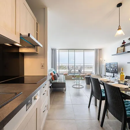 Les Huniers-4 By Interhome *